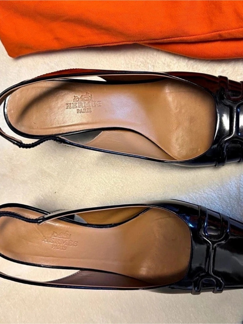 Hermès Patent Slingback Heels in Black